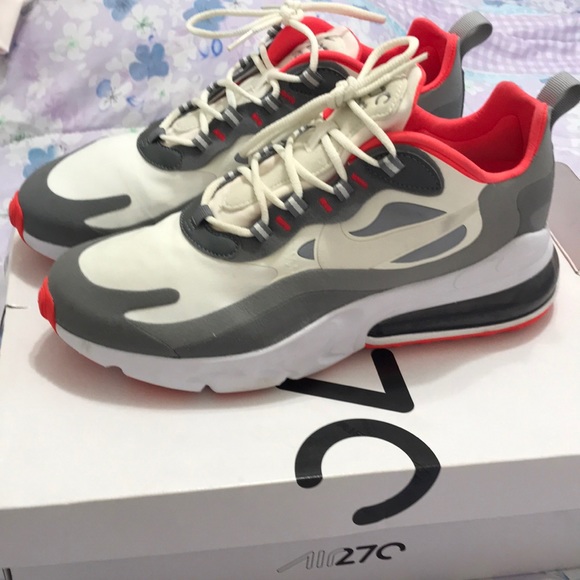 Air max 270 used men 9.5 comfort running sneakers - Picture 1 of 3